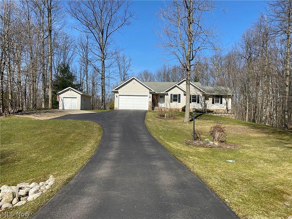 1st image of 12130 Country Oaks Trl