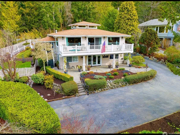 711 Shelter Bay Drive, La Conner, WA 98257