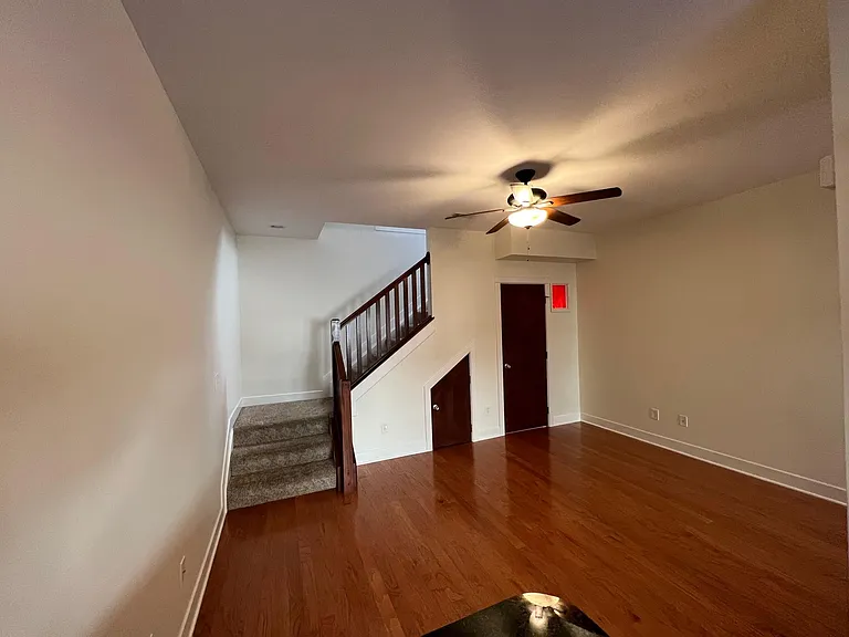 1088 Perry St #C — Photo 7