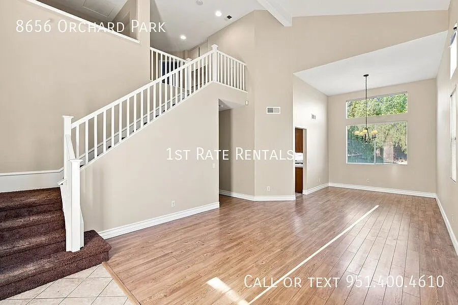 Fresh interior paint! — Photo 3