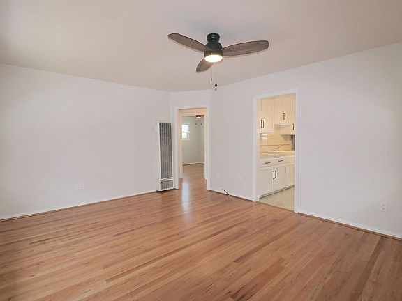 4th image of 4653 59 Kansas St #3