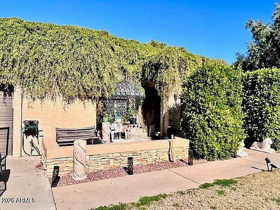 3rd image of 5272 W AIRE LIBRE Avenue