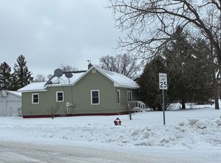 1014 2nd St SE, Wadena, MN 56482