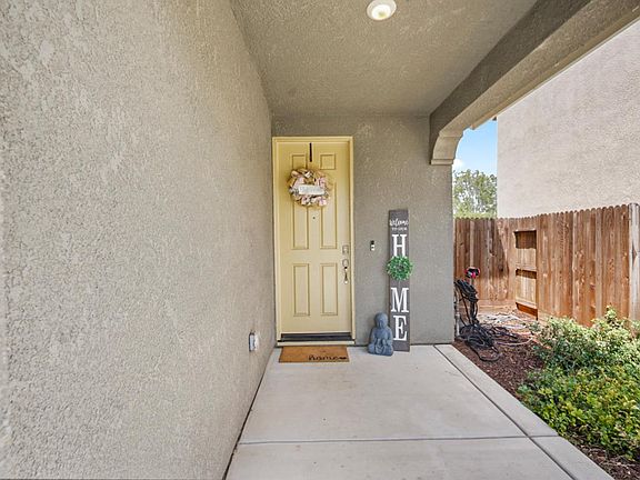 3rd image of 377 Shafer Ave