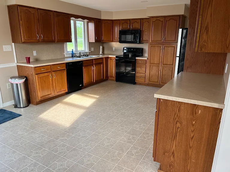 1092 Paper Mill Rd — Photo 6