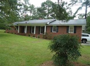 183 10th St, Cochran, GA 31014
