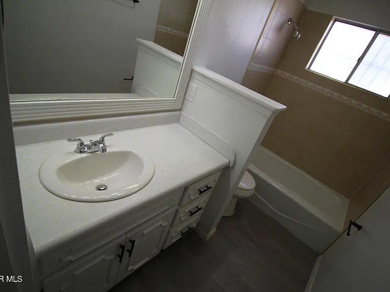 3615 Olympic Ave — Photo 53