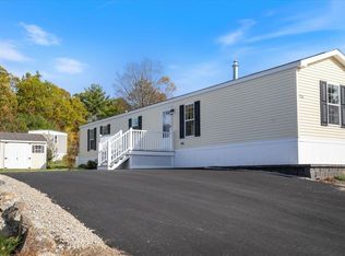 843 High St TRAILER 13A, Candia, NH 03034