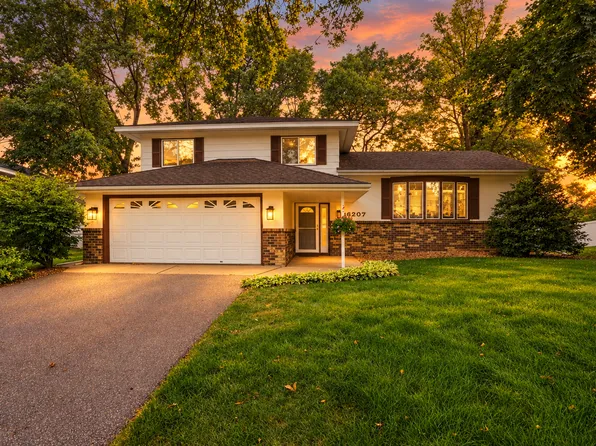 6207 Edgemont Blvd, Brooklyn Park, MN 55428