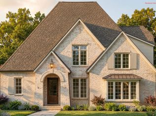 2 Chestnut Pond Ln, Simpsonville, SC 29681