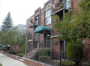 358 Broadway APT 11, Lynn, MA 01904