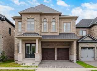 1400 Yellow Rose Cir, Oakville, ON L6M5L3
