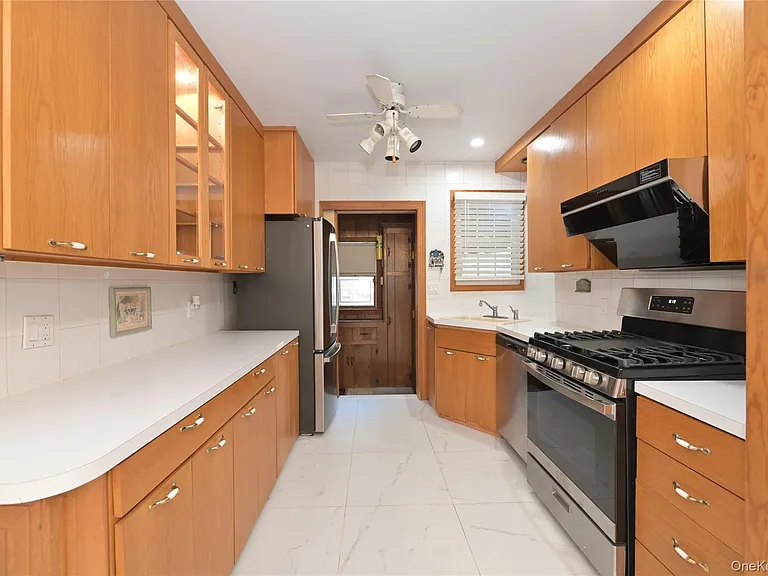 24948 Rushmore Ter — Photo 14