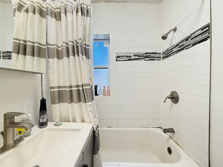 2147 N Fremont St #3N — Photo 16