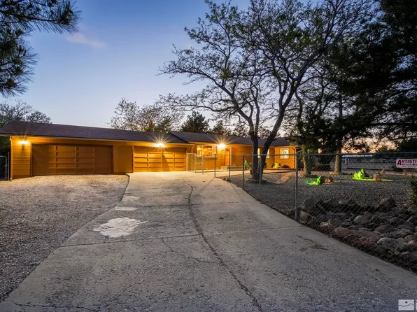 15781 Fawn Ln, Reno, NV 89511