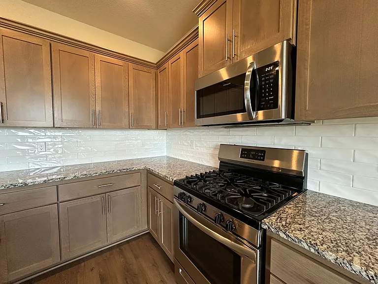 1522 Nolan Ave SE — Photo 6