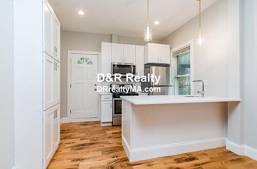2nd image of 246 Leyden St Floor 2