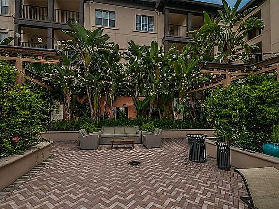 3rd image of 100 4th Ave S APT 308