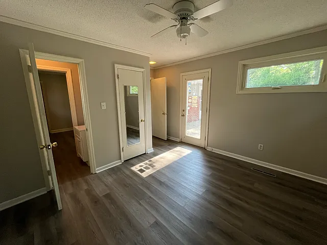 1810 Catawba St — Photo 28