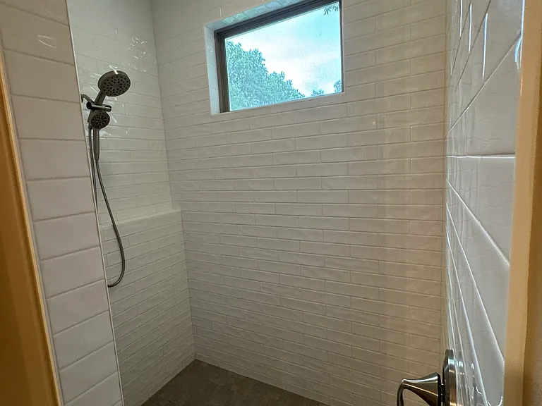 302 Limestone St — Photo 16