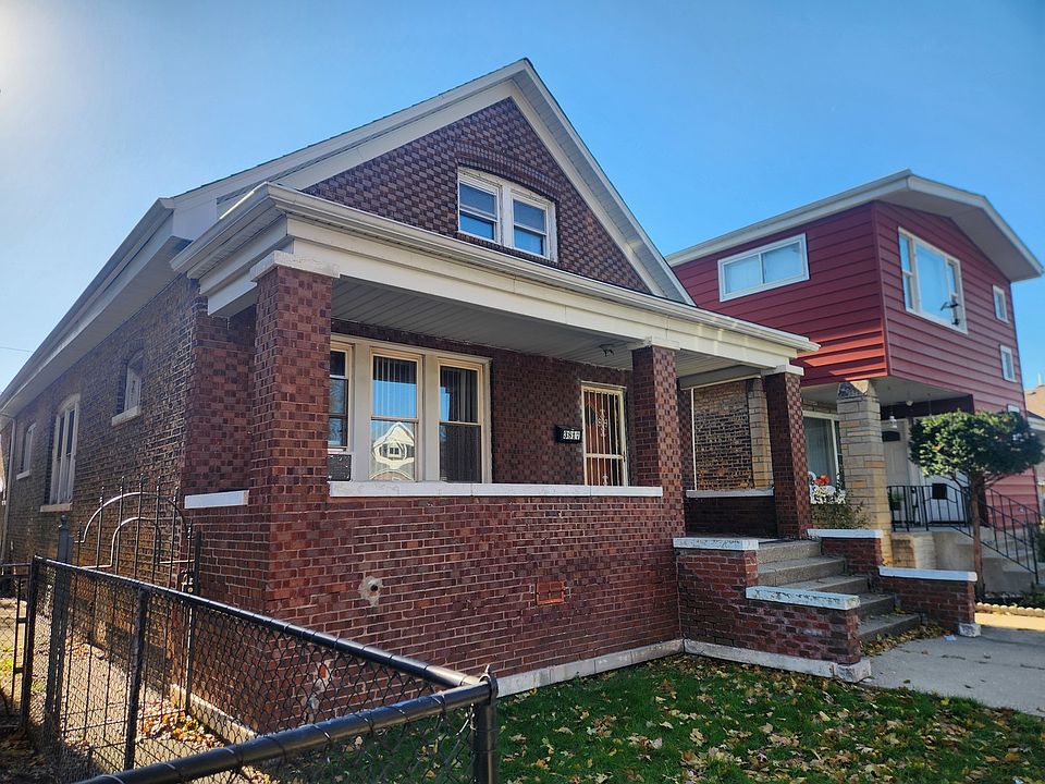 2nd image of 3817 W 61st Pl