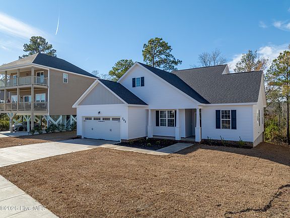 2nd image of 202 Broadleaf Drive