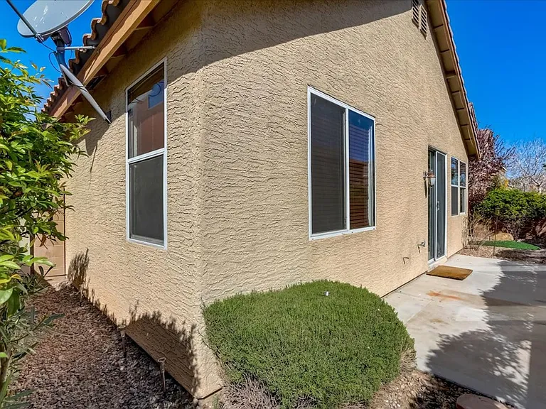 10948 Positano St — Photo 24