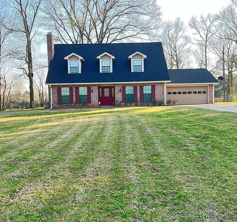 1st image of 106 Oak Bend Dr