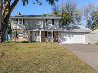5216 70th St W, Edina, MN 55439