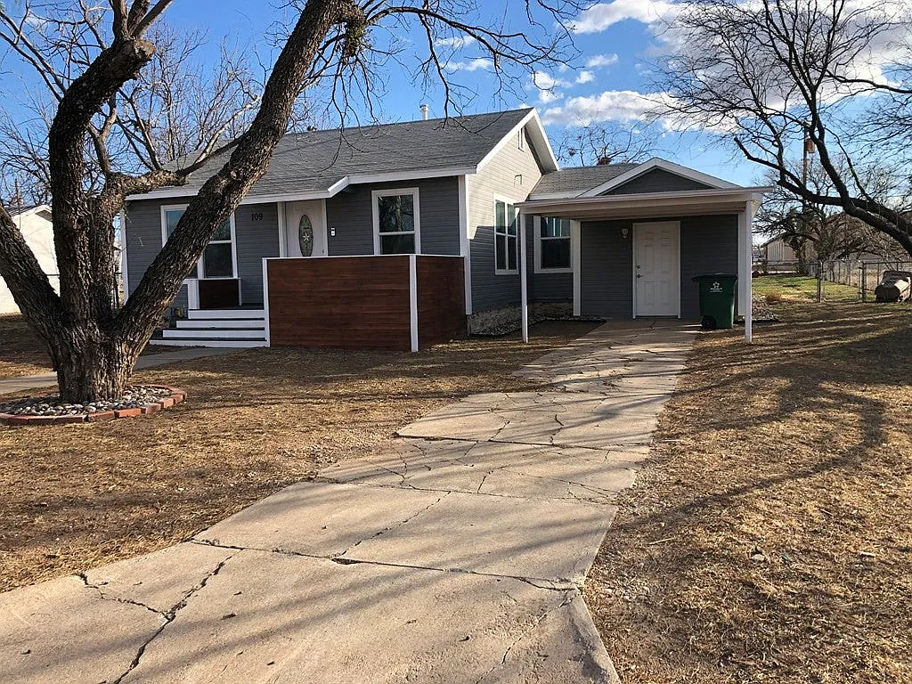 4 bed, 1802 sqft, $1,650 — Photo 3