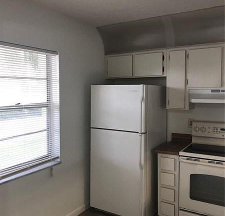 2nd image of 3796 N University Dr #E-1