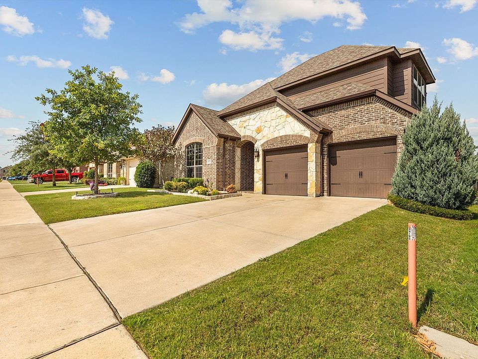 1st image of 8352 Blue Periwinkle Ln