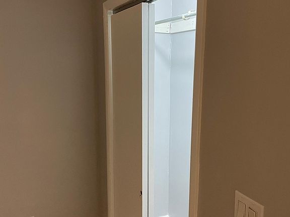 3rd image of 357 Philip Ave Floor 1