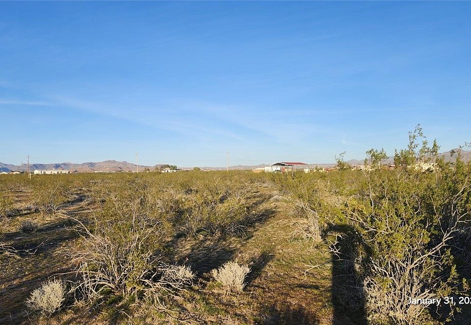 1st image of 215-11-221 Quartzite Drive