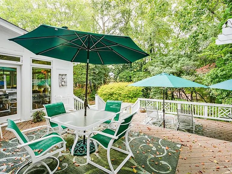 1640 Lazy River Ln — Photo 86
