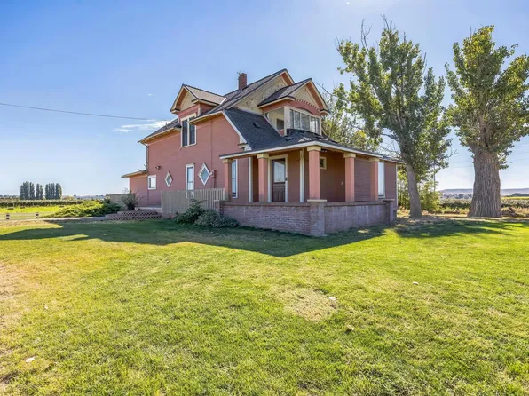 61 N Puterbaugh Rd, Grandview, WA 98930