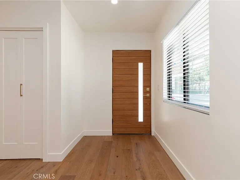 8006 Glider Ave — Photo 10