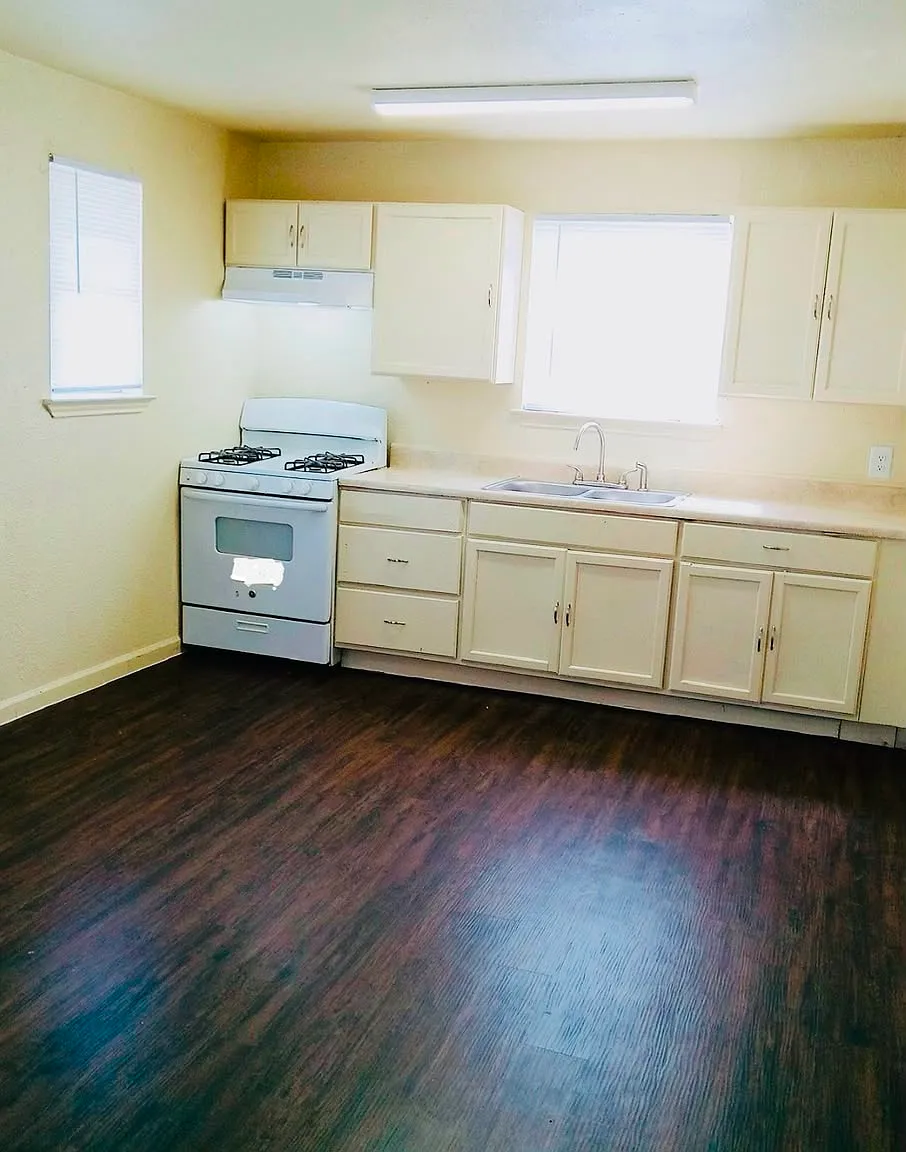 2 bed, 753 sqft, $1,199 — Photo 3