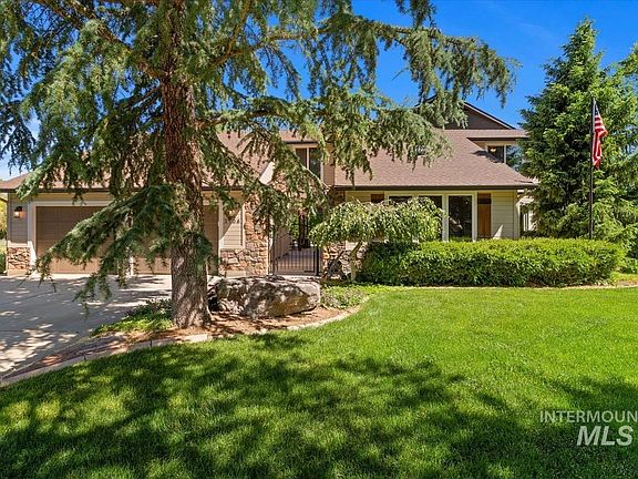 2nd image of 2908 E Leslie Dr