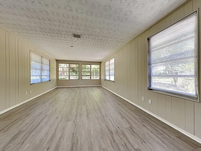 1332 Arlingwood Ave — Photo 18
