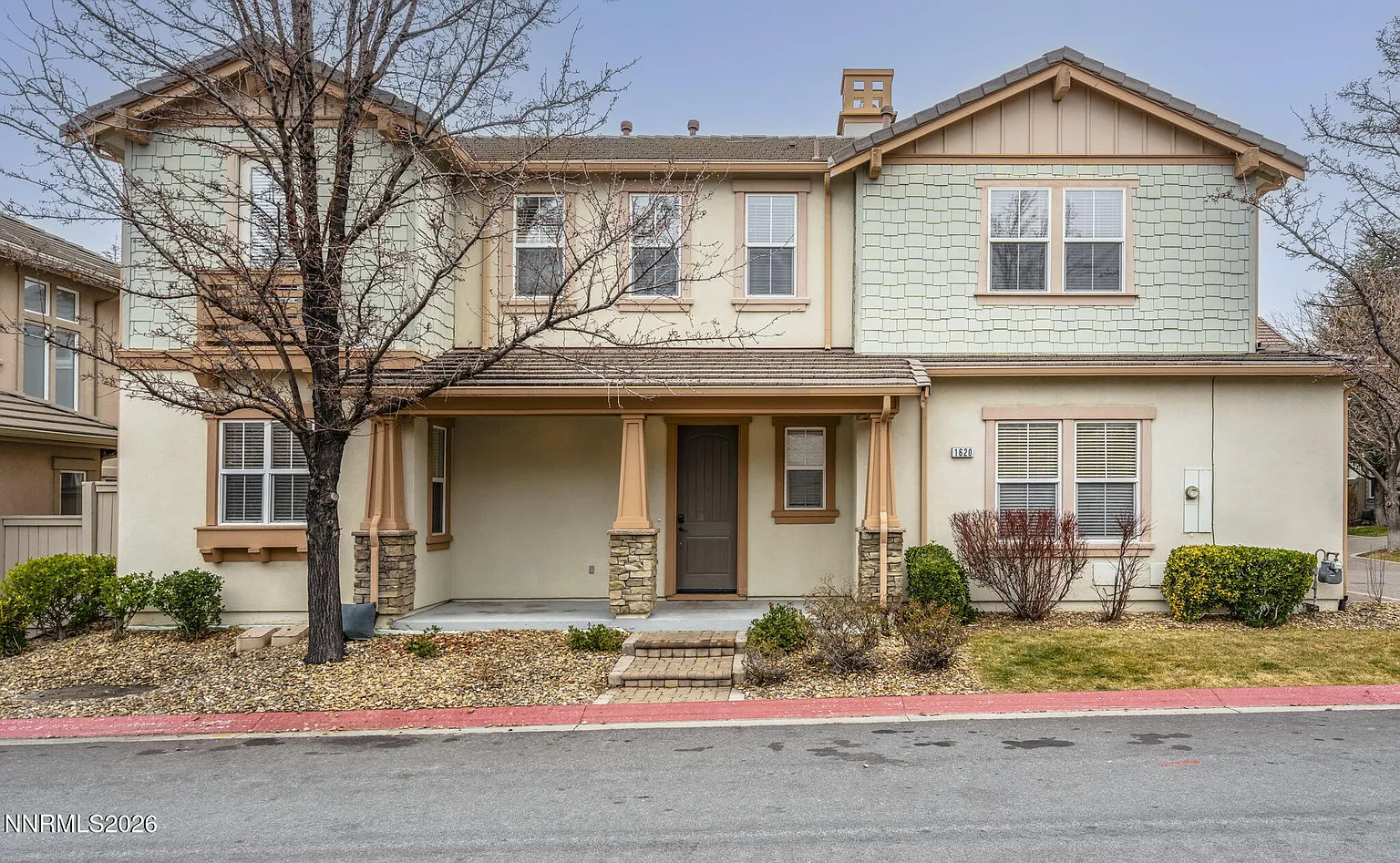 1620 Sawtooth Trl photo 1