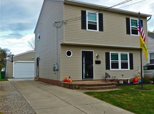 1681 Mapledale Rd, Wickliffe, OH 44092