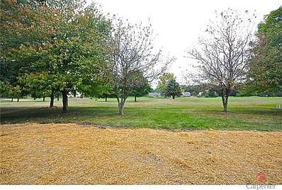 1st image of 208 Ashford Ct