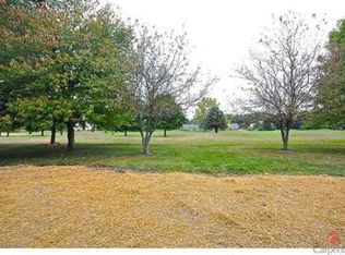 208 Ashford Ct, Noblesville, IN 46062