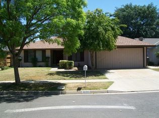 8172 N Angus St, Fresno, CA