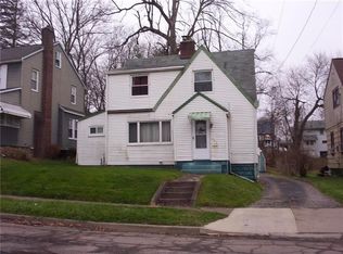 325 S Myers Ave, Sharon, PA