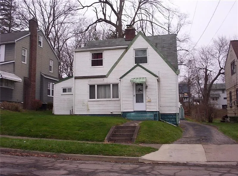 325 S Myers Ave photo 1