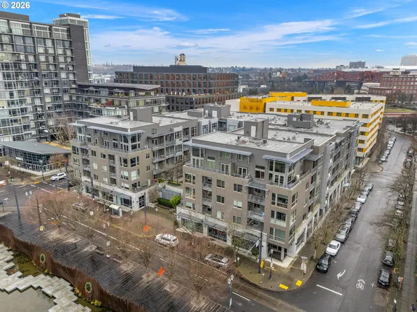 1125 NW 9th Ave APT 526, Portland, OR 97209