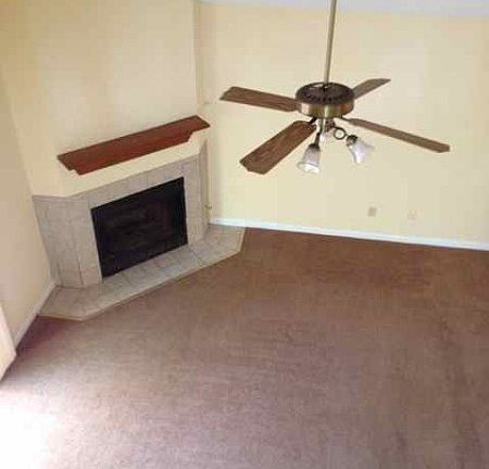 http://www.propertyboss.net/CustomerImages/DKREALTY_91486/media/Properties/Corners%20Circle%201942/zsmall_IMG_0259.jpg