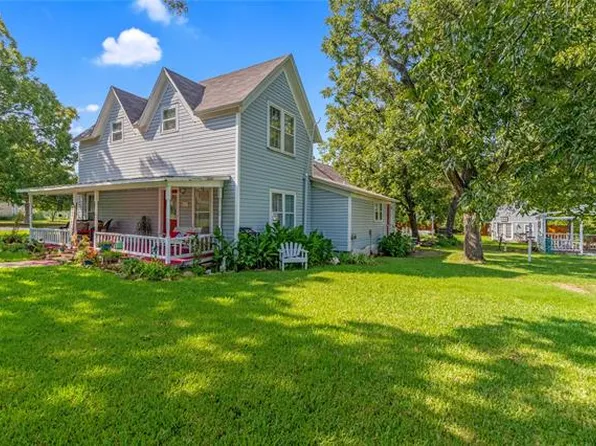817 W Avenue D, Midlothian, TX 76065